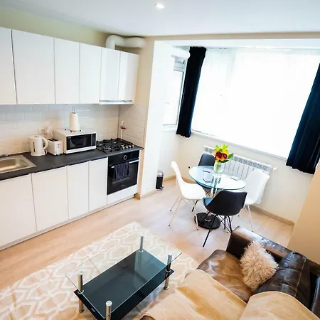 Cris Apartament Suceava Exterior photo